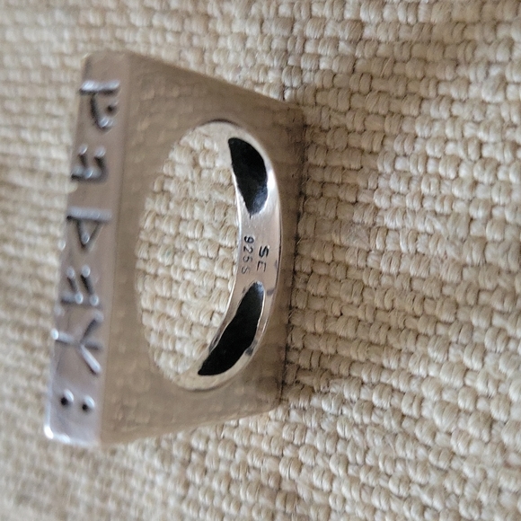 Square Viking Lettering 925 Sterling Silver Ring - Picture 6 of 7